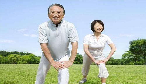  提示|80岁不脑梗，医生提示：常做4件事，家里有老人的都看看吧