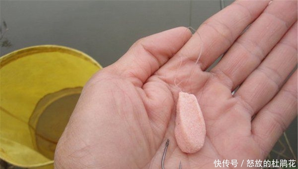 小鱼|搓饵在野钓中的应用技巧，别看搓饵最简单，用好了不容易