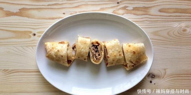 黑胡椒|早餐别太抠门,孩子连吃这饼3天都不腻,北方朋友看着就有食欲