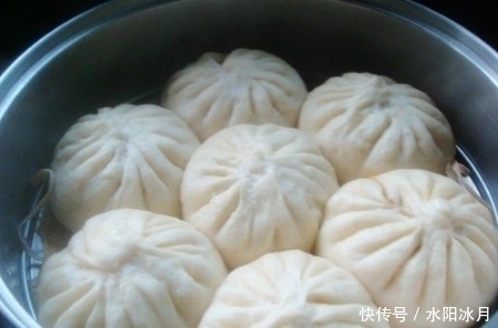 只用发酵粉发面,一看就是外行大厨教你这样做,15分钟就搞定