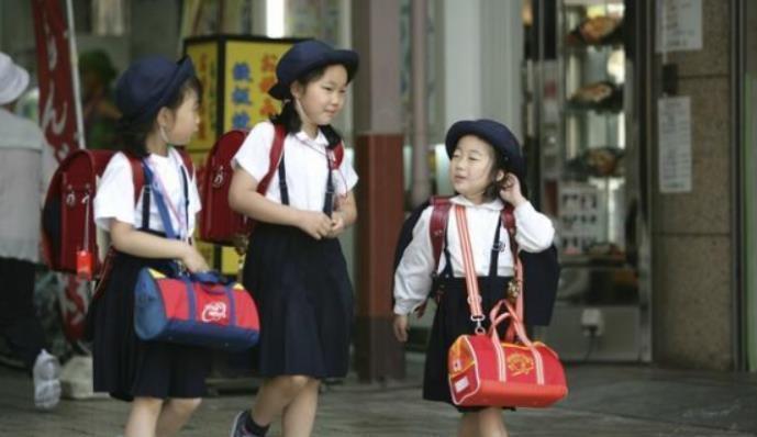 父母|如果你真正地爱孩子,就要让他吃这三种苦