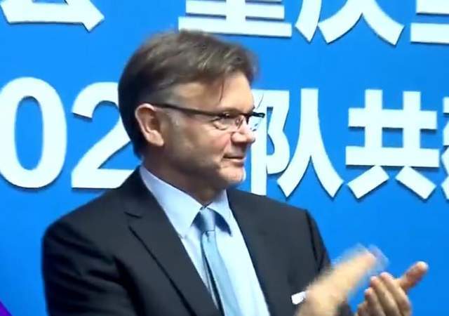 李霄鹏|66岁法国名帅:我曾2次拒绝中国足协邀请,未来会考虑报价!
