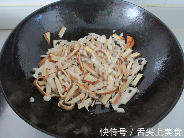 莲藕|胃不好的人要吃它，坚持每周吃2次，养胃最有效，还能修复胃粘膜