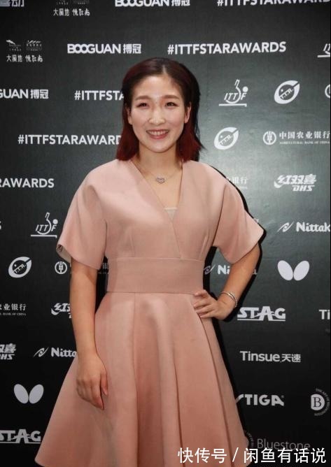 黑裤|刘诗雯错失金牌惹人心疼,私下还是时髦小姑娘,穿搭有少女甜美感