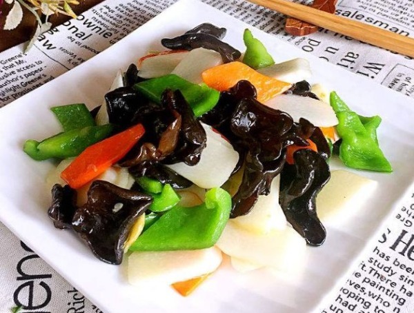 养生|奉劝大家白糖配点豆腐吃，让头晕、手麻、肩周炎、颈椎病说拜拜