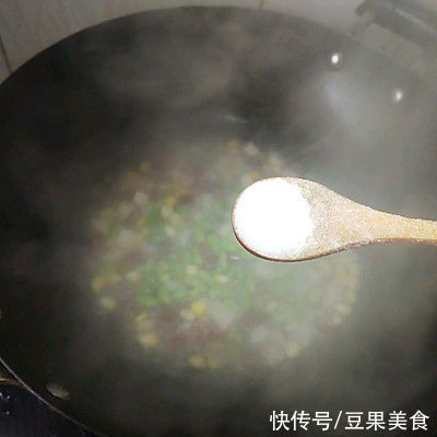 腊肠|老少皆宜的毛豆腊肠，香软咸鲜，味美可口