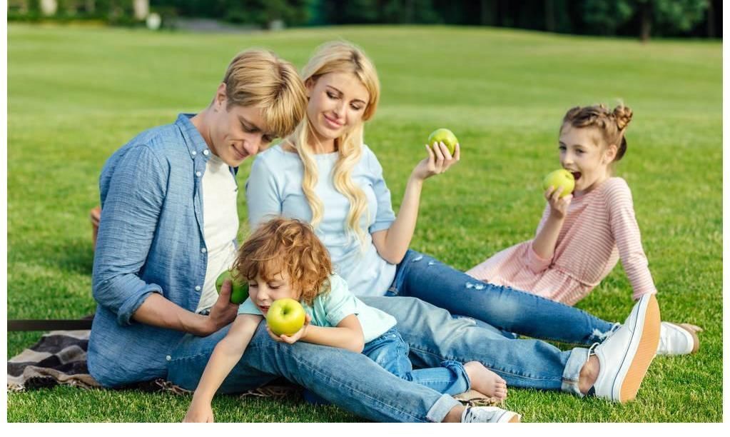 骨密度|55岁大姐半年时间骨密度从-2.3到-2.8，医生：2种水果劝你少吃