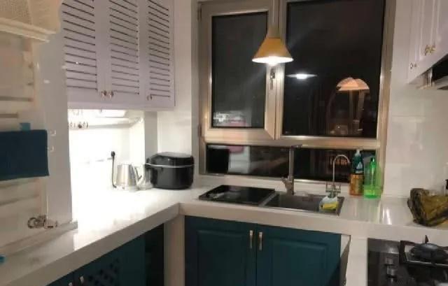 红砖|住了两年才发现橱柜这样装有多好,结实又美观,邻居看了都羡慕