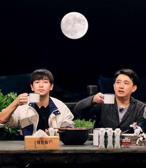 网曝张艺兴加盟《向往5》？与黄磊再续师徒缘，彭昱畅地位不保