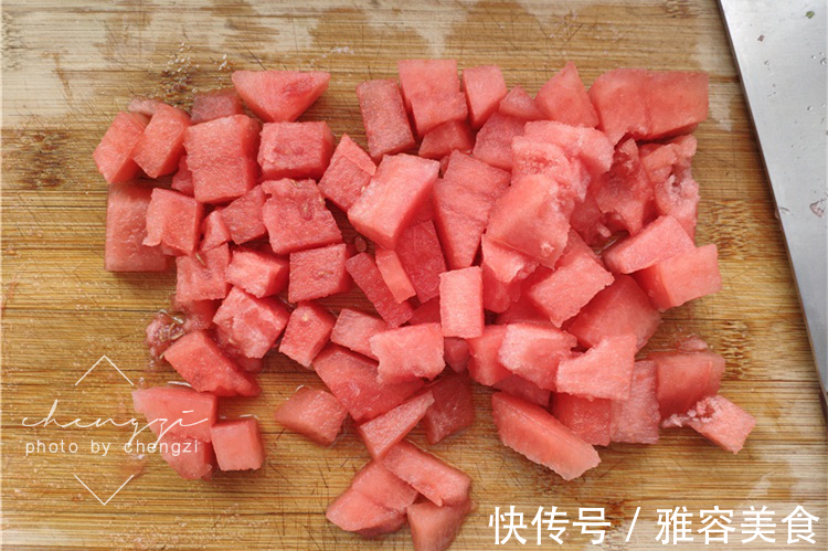 果冻|夏天多吃此“夏瓜”,含维C丰富,锅里一熬放冰箱,比果冻还好吃