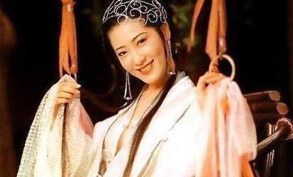 水浒传$因水浒角色成名, 身材太优秀, 单立文专门为她拍照