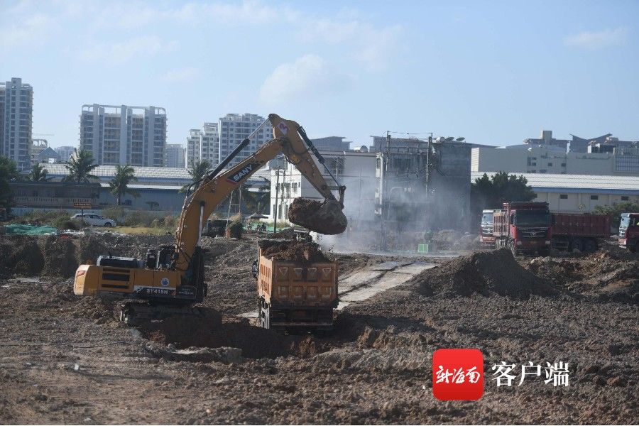 采访团走进三亚文化中心项目：热火建设中的城市文化“新地标”|海南网媒行 | 文化中心