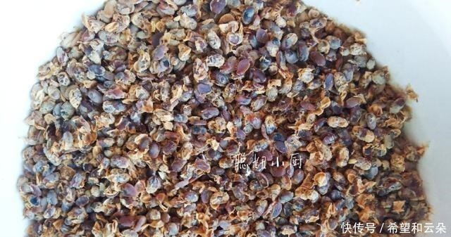 我妈妈做的盐豆,用了40年,有一种独特的味道,忘不了家乡美味