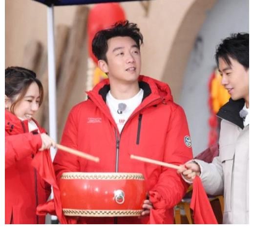 《黄河篇2》海报发布，杨颖站位有优势，白鹿郑恺最抢镜