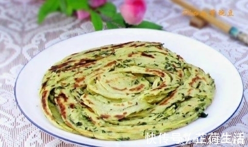 薯泥|红薯做成这个手抓饼一家人抢着吃，吃了以后就停不下来了，美味又解馋