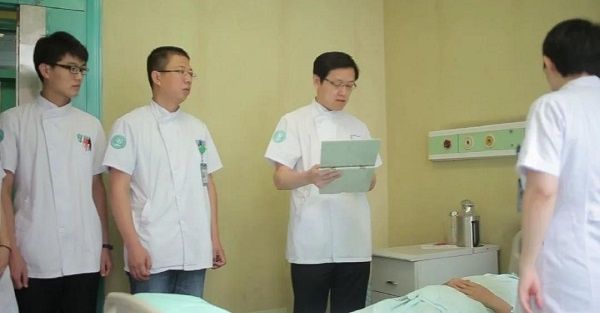 大连市|【大连日报】勇攀医学高峰 护佑百姓健康