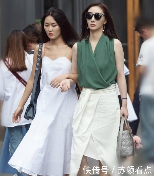 时尚|街拍:时尚出街的小姐姐,美丽性感,性感个性鹤立人群!