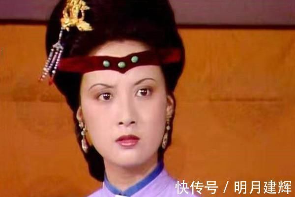 生日宴@贾母一句话让王熙凤乐开花,给王夫人种下一根刺,宝钗:太精明了