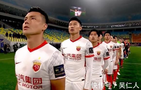 山东|第82分钟绝杀,1-0!山东泰山加冕双冠王,创造6大纪录,郝伟神了