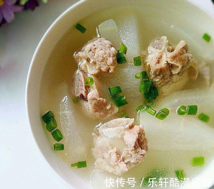 滋补|做排骨汤时放点“它”，解暑又滋补，隔三差五吃，轻松过夏