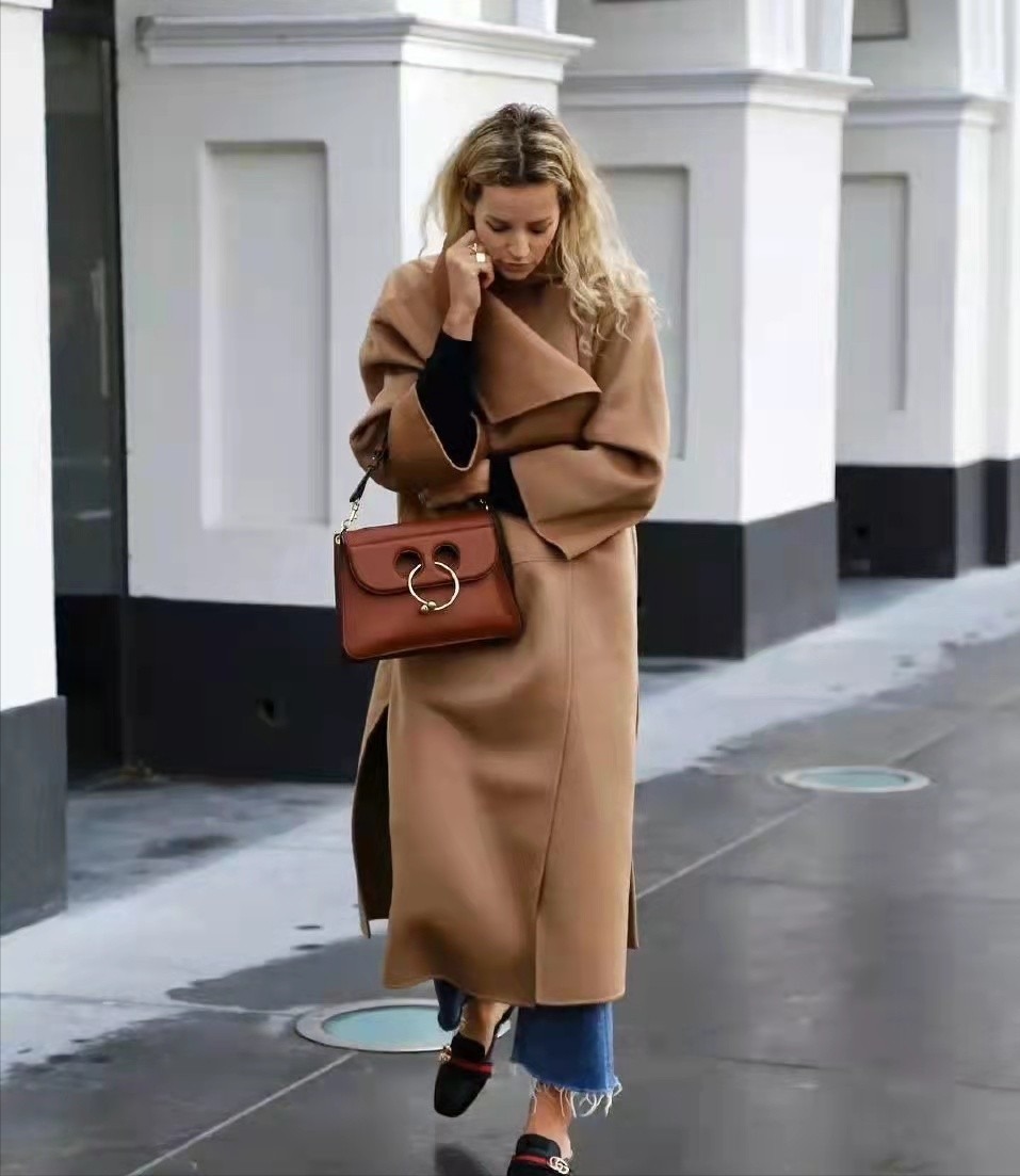 色彩 精致女人不单调,冬天靠色彩玩出花样,靠“细节”变时髦