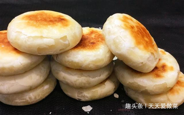 外皮酥脆,柔软蓬松的老式小酥饼,做法比例详细,比买的好吃