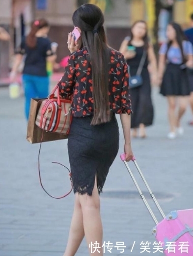优雅|街拍:打造好身材穿包臀裙就够了,不仅优雅还特别有女人味!