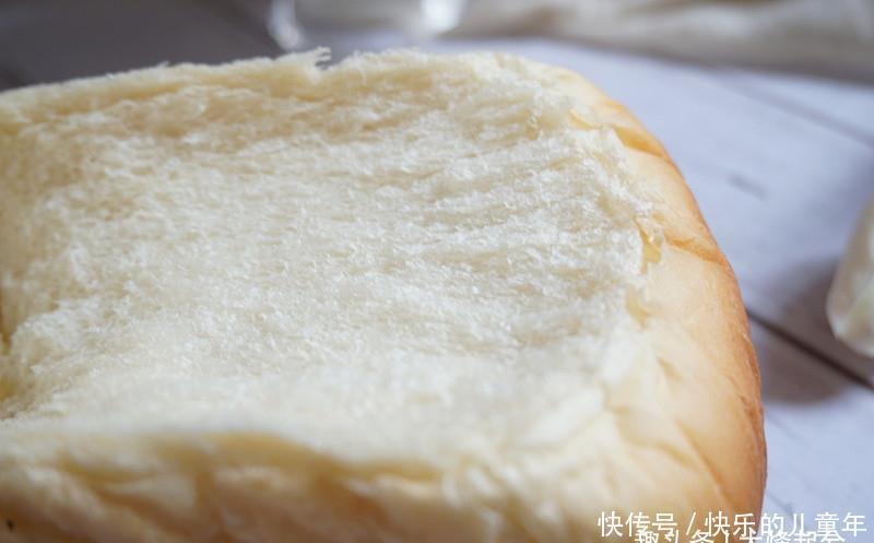 低糖酵母|自己做的吐司不拉丝不柔软?那是你没掌握诀窍!教你一个完美配方
