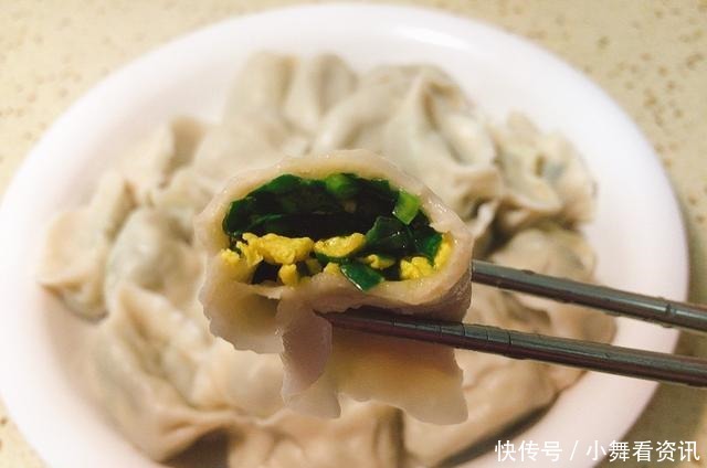 怪味|调韭菜馅，最忌放这4种调料，很多人不懂，难怪不鲜也不香