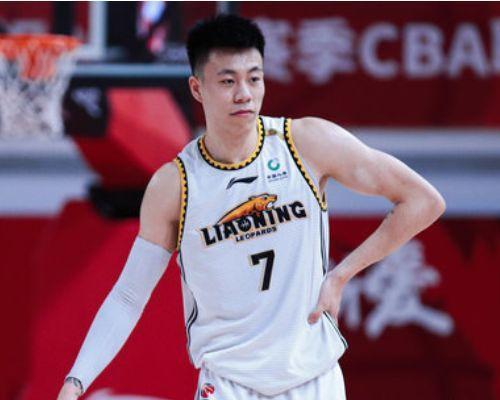 杜峰|高兴太早了,张镇麟扣篮广东队教练公开求饶?杜峰更换新教练