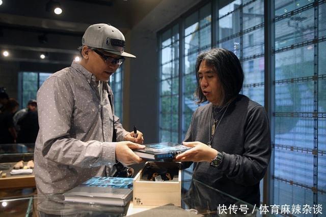 FOG主理人晒的这双Nike联名鞋,有钱也买不到