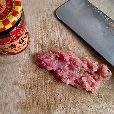 蒜薹丁酱炒肉末花生米