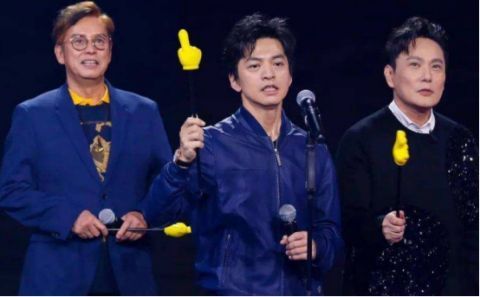  好听|综艺《我们的歌》，郑云龙和常石磊合唱，橄榄树还是很好听的