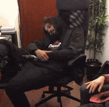 |搞笑GIF趣图:牛你到底经历了什么