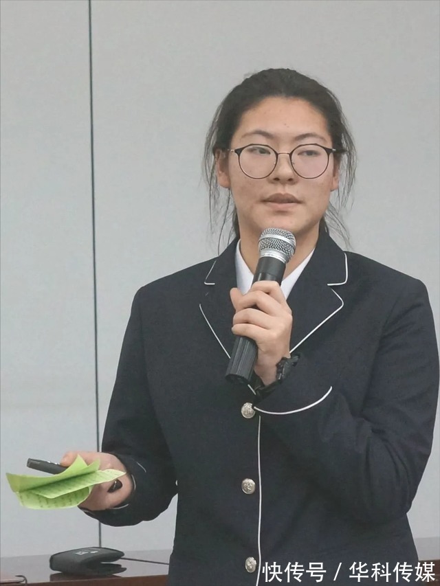 英文!北京潞河国际英文读书分享会精彩纷呈