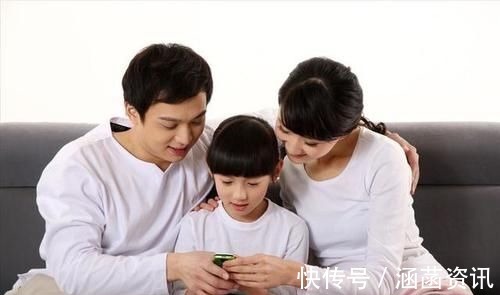 视力|孩子多大就可以配手机了?并非7岁也非18岁,这个年纪就刚刚好