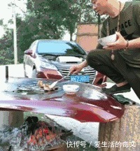 |搞笑GIF：这位姑娘想过年前谈个恋爱，要求很过分吗？