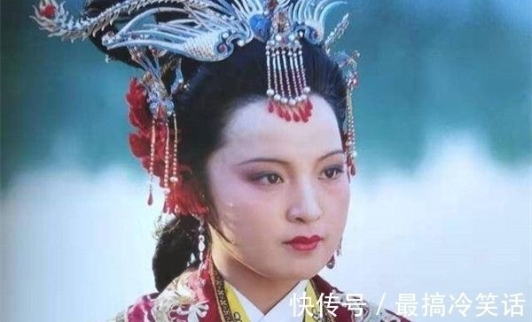 贾宝玉@贾宝玉为何在袭人家碰到那么多女孩?红衣女子又是谁:花家不简单