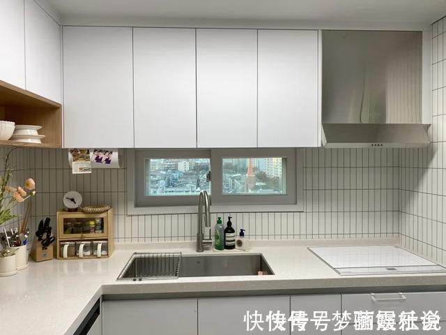 电视柜|90后夫妻坚持自律,新房住三年依旧一尘不染,装修风格引人学习