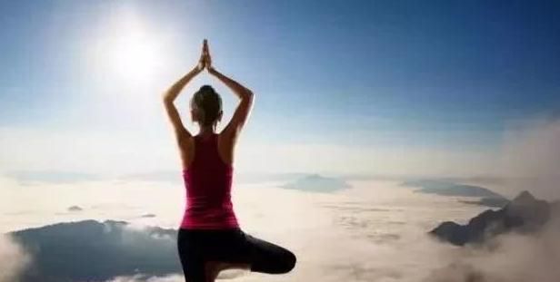 树型|这个体式坚持不了6秒,说明你的身体已经70岁了