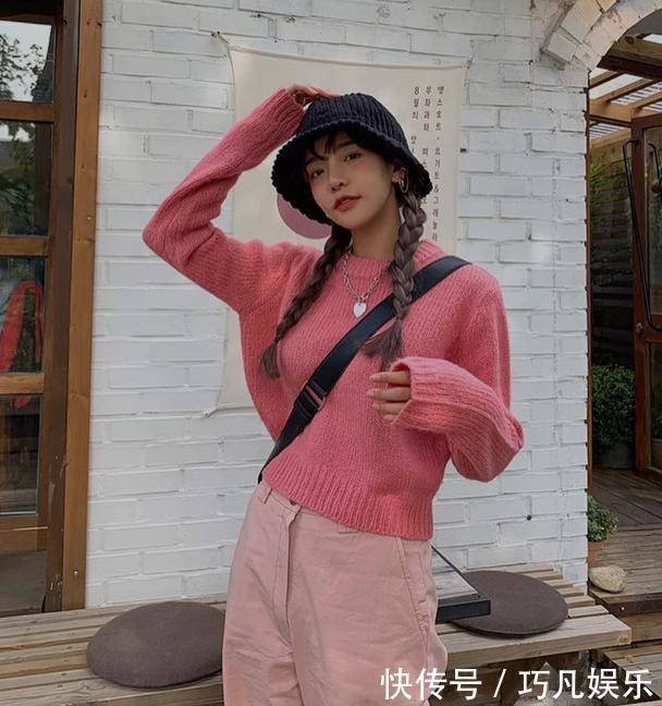 冬季内搭不必买太多,凑齐这3样就够了,搭裙子和阔腿裤都很洋气