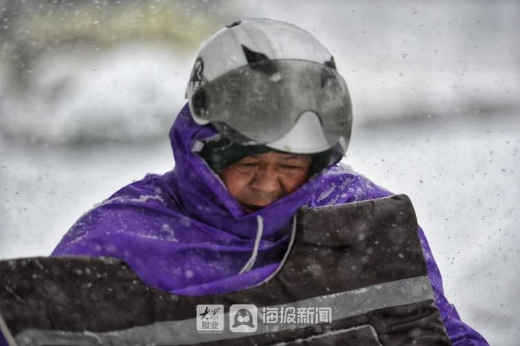 初雪|组图+视频丨德州入冬初雪如期“到货” 积雪已盖住脚背