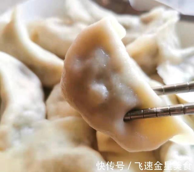 小茴香萝卜肉饺，鲜香味美，百吃不厌！