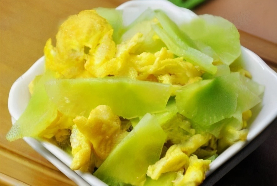 严选24款菜肴推荐，色泽诱人味道鲜美，吃一口不能忘记的味道