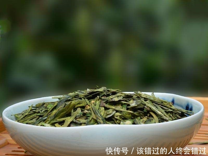  茶叶|历史上最著名的皇帝，生前酷爱喝茶，竟然将茶叶作为陪葬物？