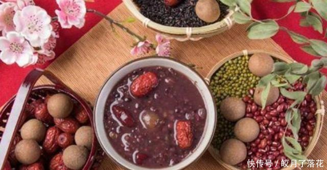 腊八节，这3荤2素凉1碗粥，让家人多吃，吉祥如意，祥和过大年