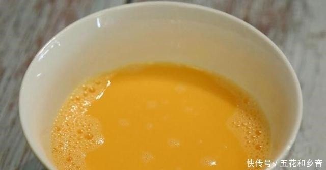 冬天,多吃此菜,维C是苹果5倍,锌是猪肝6倍,包成包子最好吃