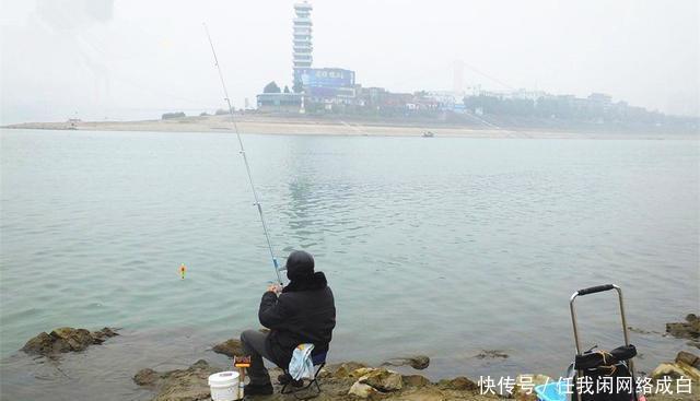 “一人一竿”不应成奢望!长江流域垂钓管理思路亟待改进