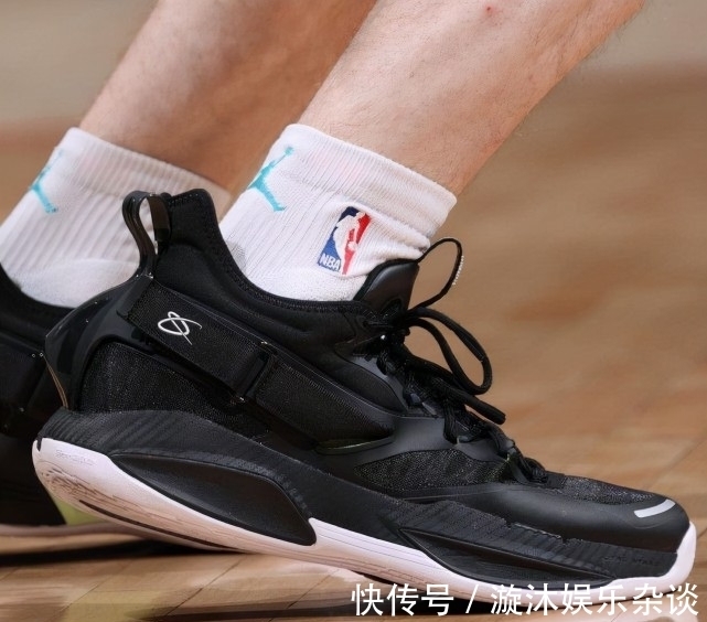 安踏 球鞋资讯汇总!欧文8代没有了,全城10代全掌,安踏再公布新科技