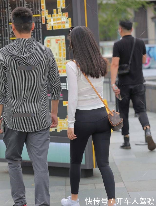 穿搭 九分裤日常穿搭,休闲穿搭风格也不错!